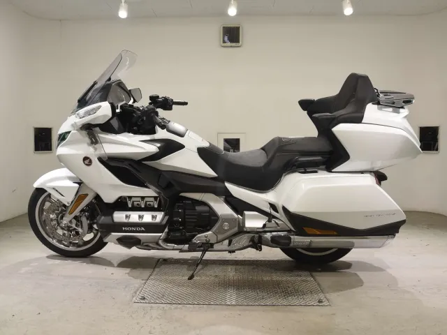 Honda GL1800 2023, белый, фото 2