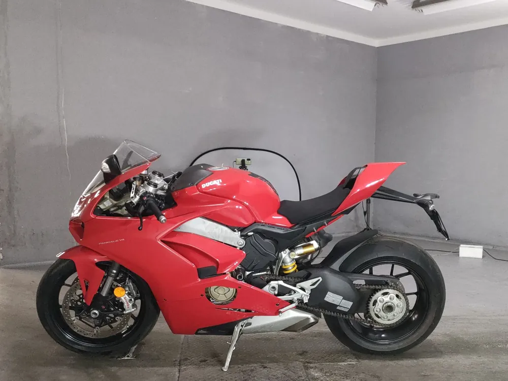 Ducati Paniga-Rev4S 2019, красный, фото 2