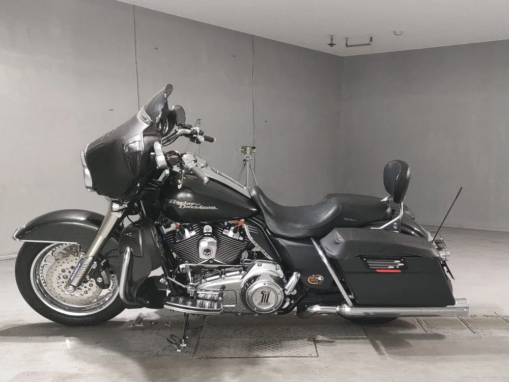 Harley-Davidson Street Glide FLHX1580 2008, серый, фото 2
