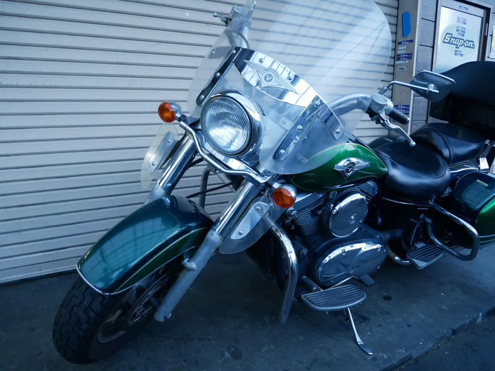Kawasaki Vulcan 1500 Classic Tourer 1998, зелёный, фото 11