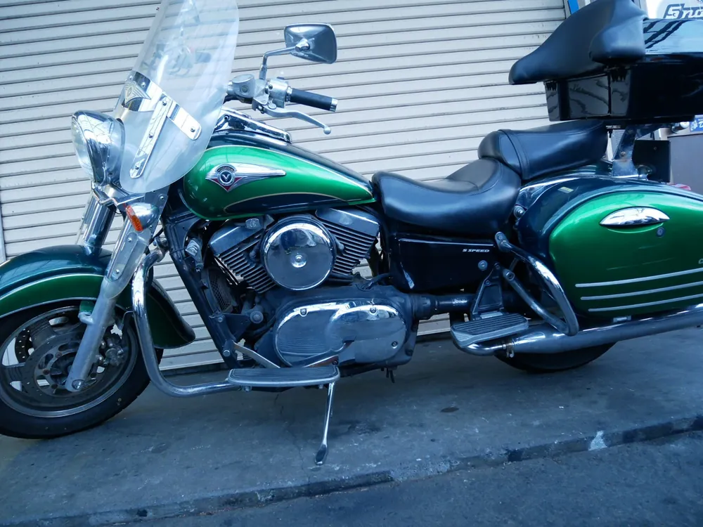 Kawasaki Vulcan 1500 Classic Tourer 1998, зелёный, фото 3