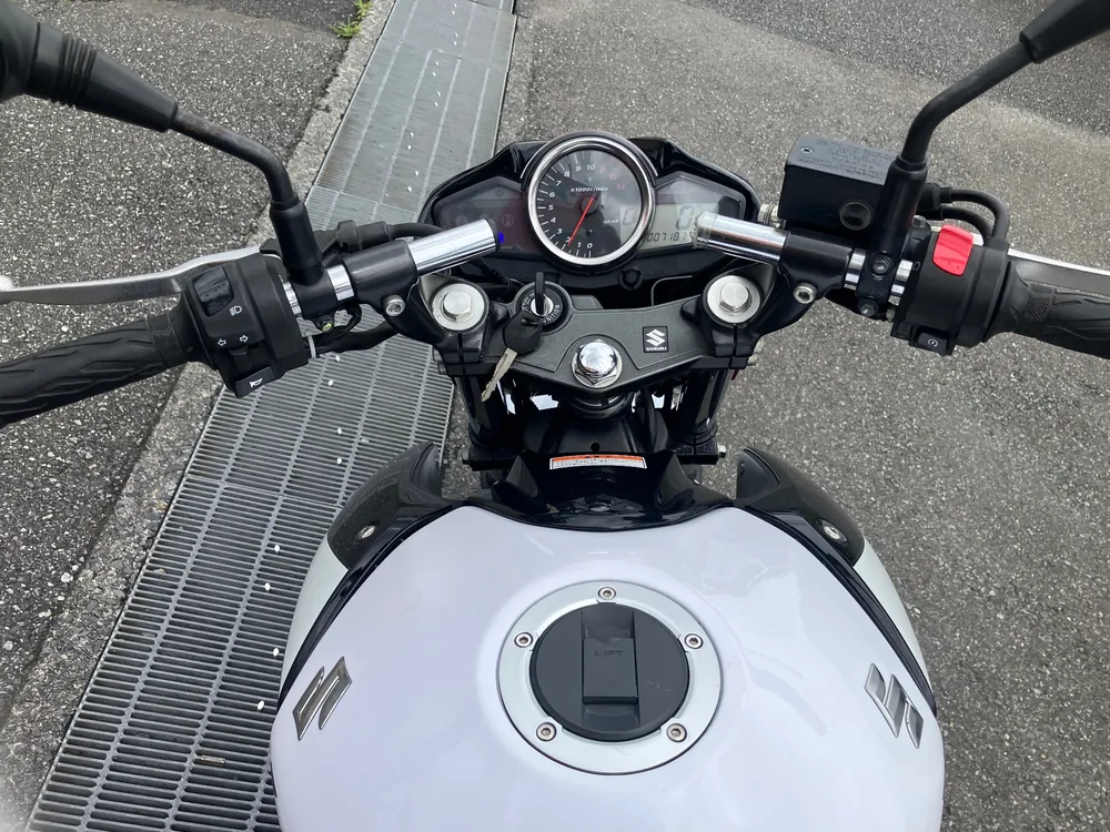 Suzuki GSR250S, white/black, фото 4