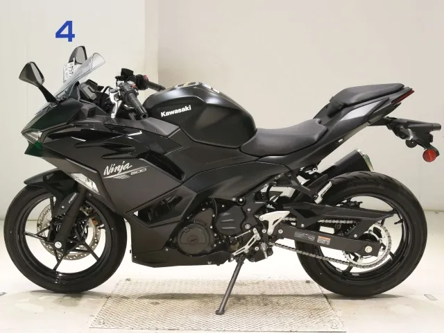 Kawasaki Z500-2 2026, matt gun, фото 2