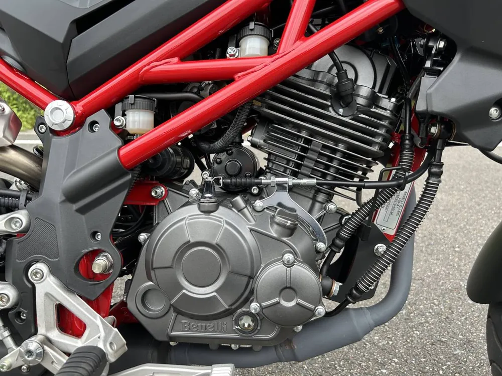 Benelli TNT125 2023, фото 6