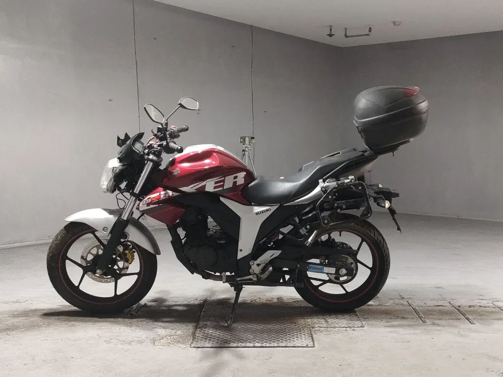 Suzuki Gixxer 150, красный, фото 2