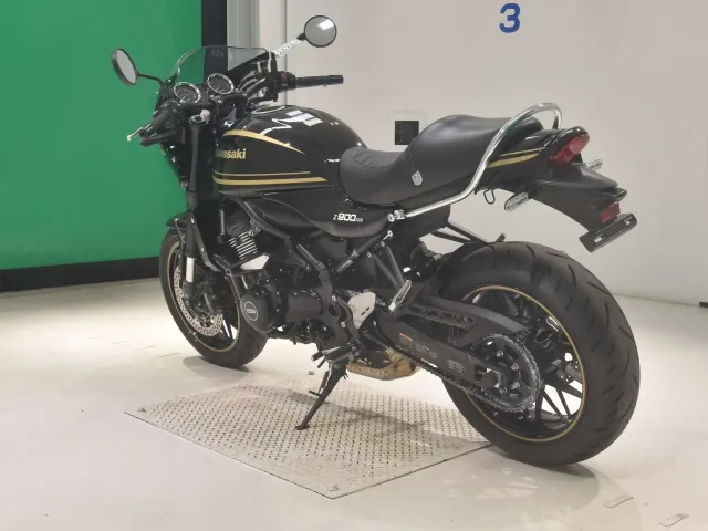 Kawasaki Z900RS 2023, чёрный, фото 6