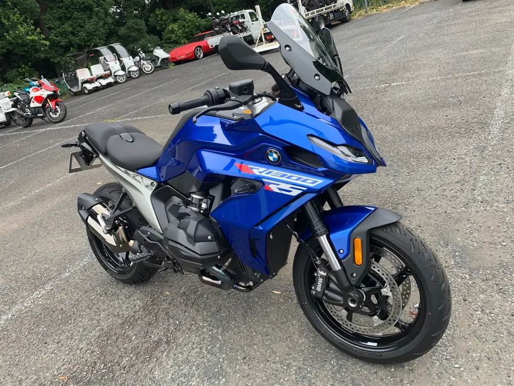 BMW R1300RS 2026, синий, фото 2