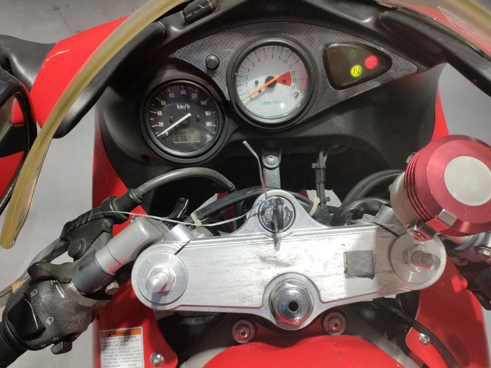 Suzuki SV400 2000, красный, фото 5