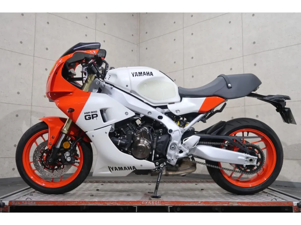 Yamaha Xsr900-2 2024, white / orange, фото 8