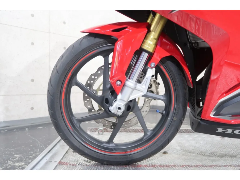 Honda CBR250RR, красный, фото 10