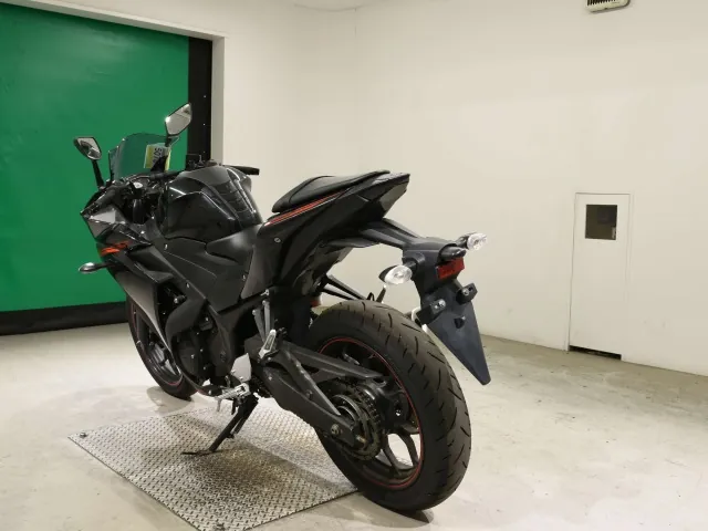 Yamaha MT-03 2015, чёрный, фото 6
