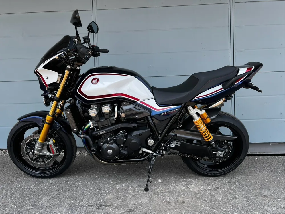 Honda CB1300 2024, blue / white, фото 5