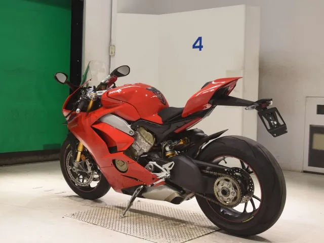 Ducati Paniga-Rev4S 2018, красный, фото 6