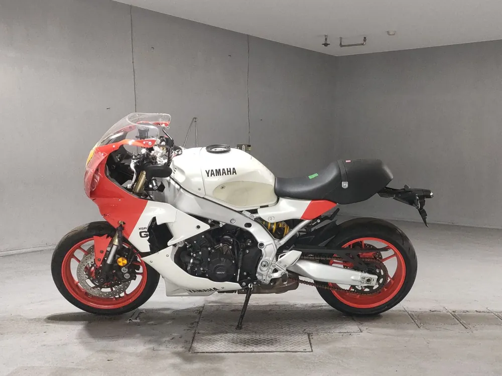 Yamaha Xsr900-2 2024, white / red, фото 2