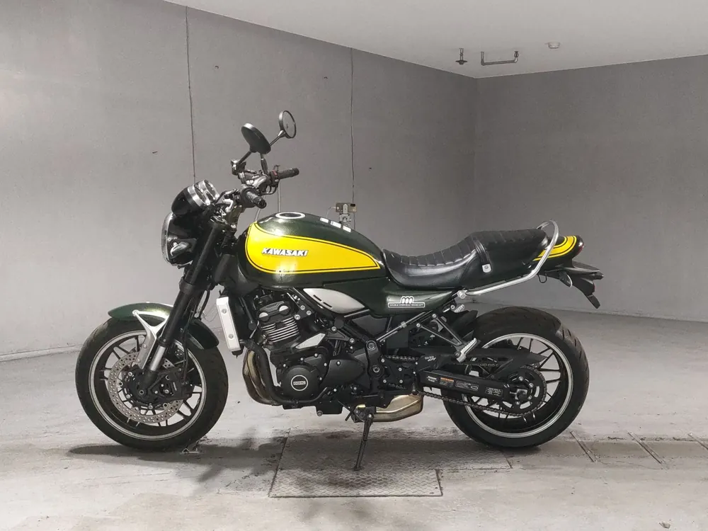 Kawasaki Z900RS 2024, yellow / green, фото 2