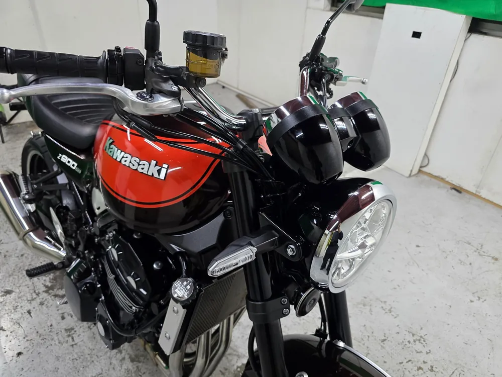 Kawasaki Z900RS 2018, light brown / orange, фото 7