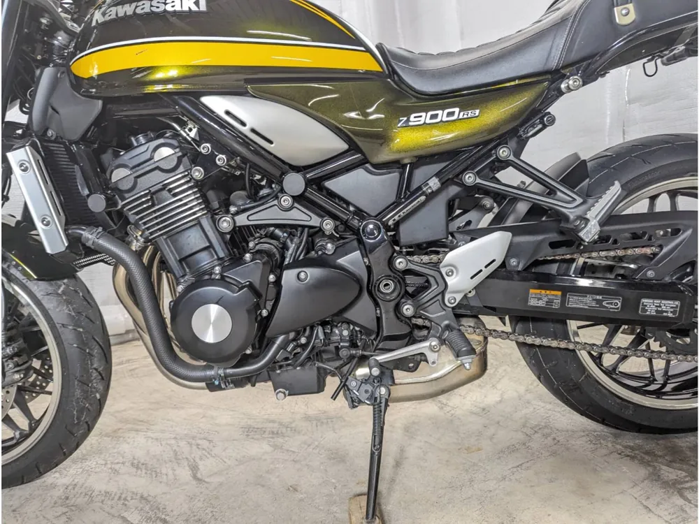 Kawasaki Z900RS 2019, green / yellow, фото 8
