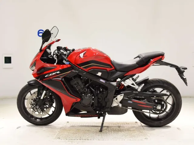 Honda CBR650R 2023, красный, чёрный, фото 2