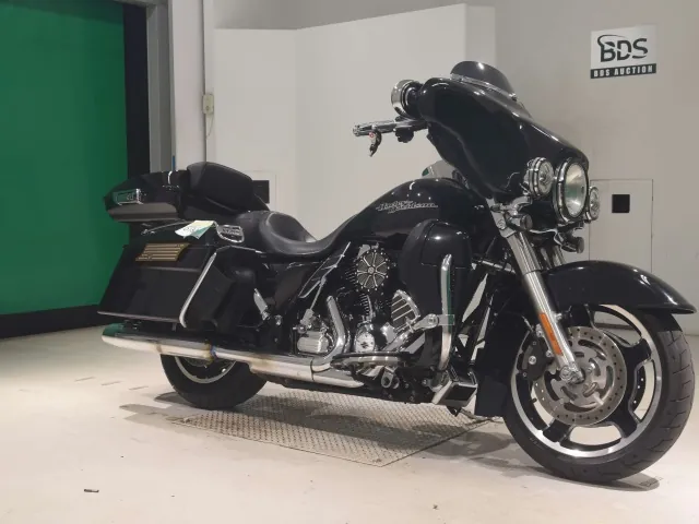 Harley-Davidson FLHX1690 2013, чёрный, фото 3