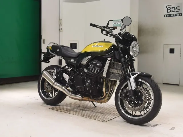 Kawasaki Z900RS 2024, зелёный, фото 3