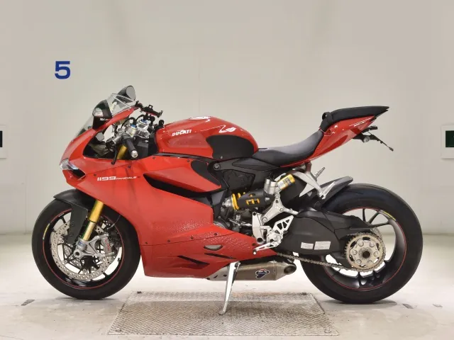 Ducati 1199 Panigale S 2013, красный, фото 2