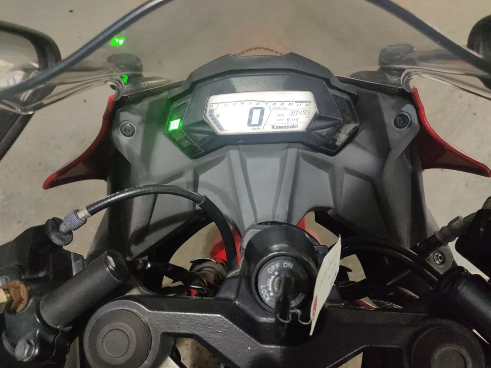 Kawasaki Ninja 250SL, black/red, фото 5