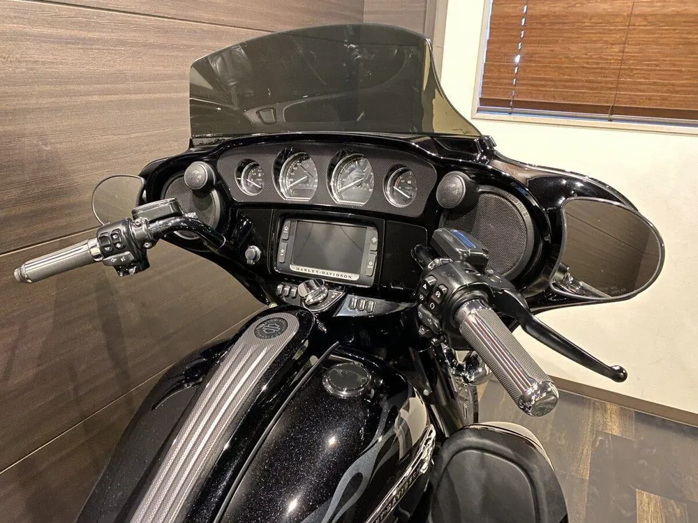 Harley-Davidson FLHXSE CVO Street Glide 2015, фото 6