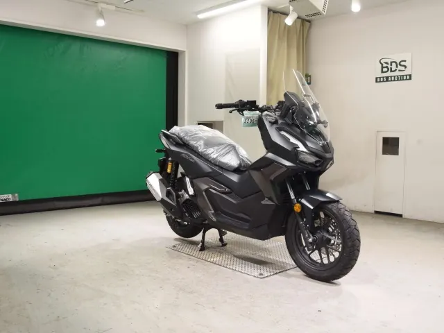 Honda ADV160, matt black, фото 3