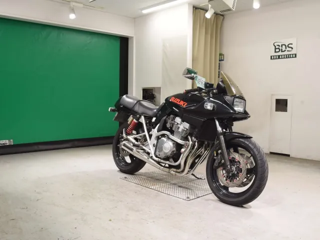 Suzuki GSX400S Katana 1992, чёрный, фото 3