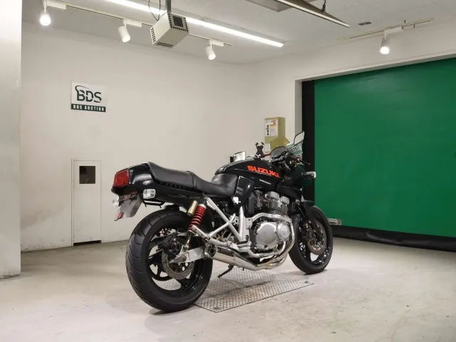 Suzuki GSX400S Katana 1992, чёрный, фото 5