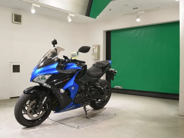 Suzuki GSX-S1000SR 2022, black | blue, фото 4