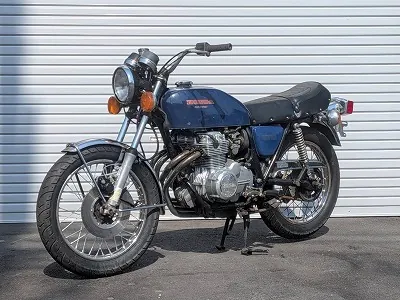 Honda CB400 Four 1975: самый красивый выхлоп в истории мотоциклов — 942 тысячи с аукциона Японии