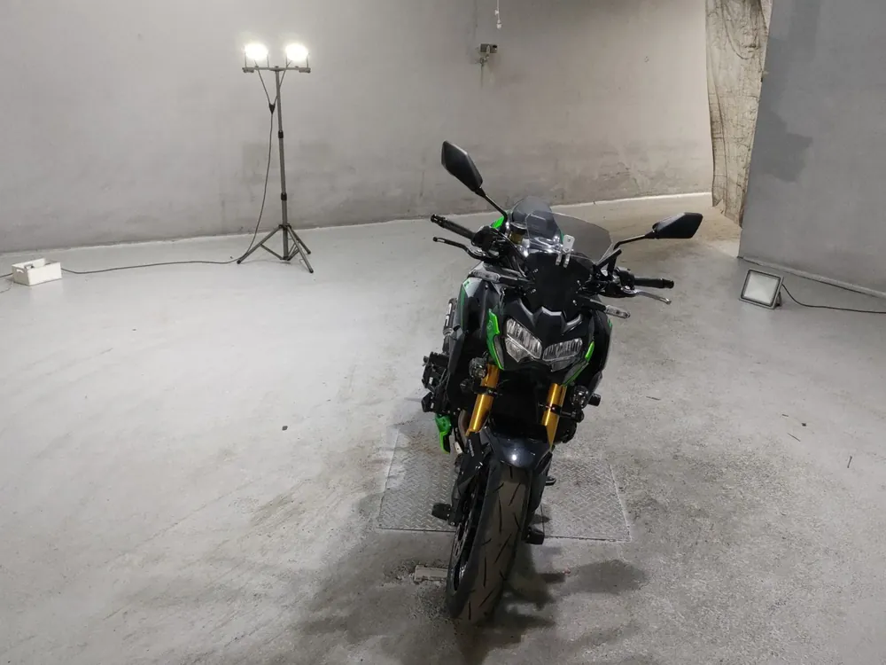Kawasaki Z900-2 2022, чёрный, фото 3