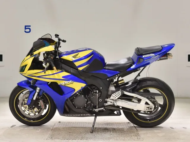 Honda CBR1000RR, синий, жёлтый, фото 2