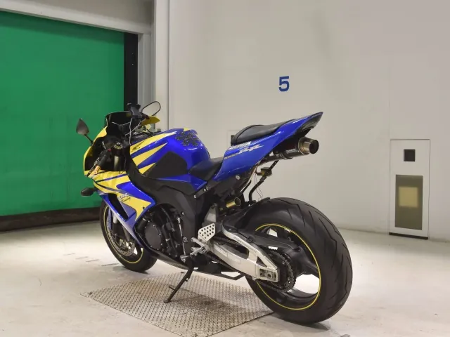 Honda CBR1000RR, синий, жёлтый, фото 6