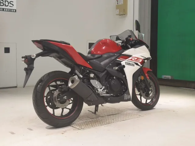 Yamaha MT-03 2015, white | red, фото 5