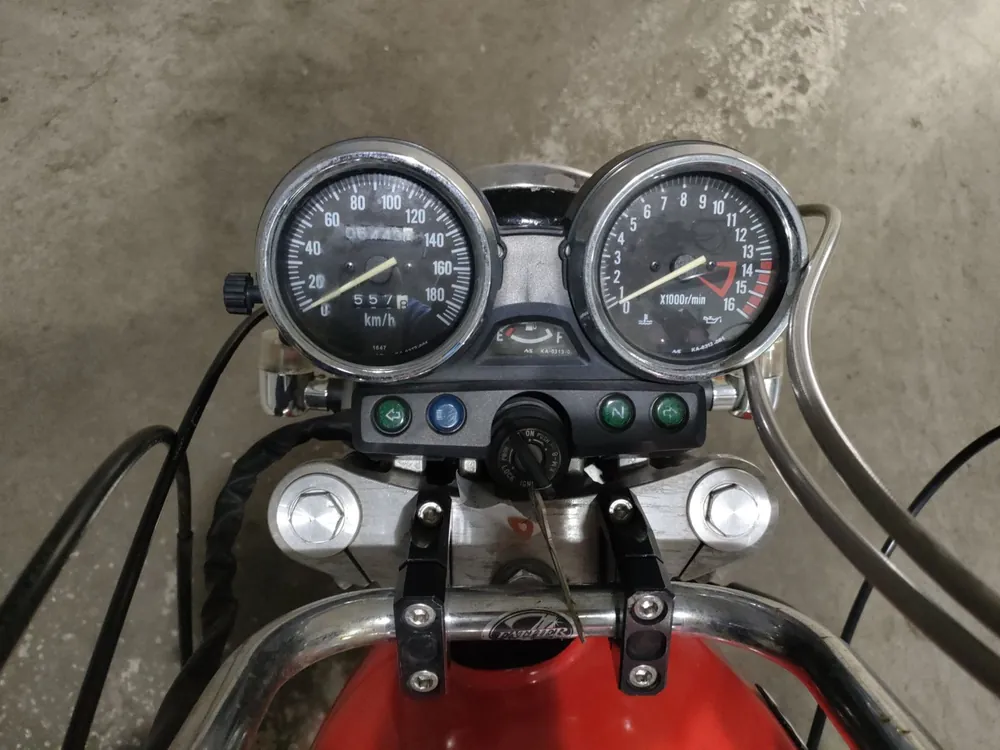 Kawasaki Zephyr 400 2009, красный, фото 5