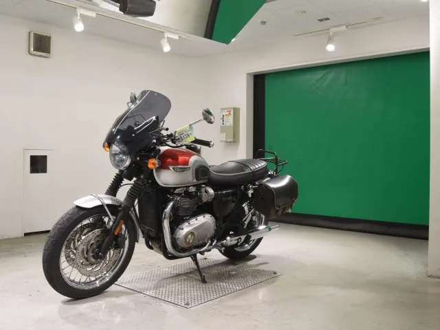 Triumph Bonneville T120 2016, red | silver, фото 4