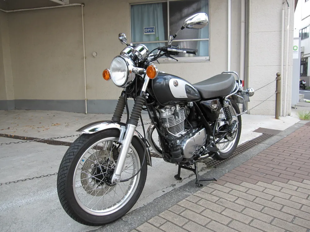 Yamaha SR400 Final Edition Limited 2021, серый, фото 5
