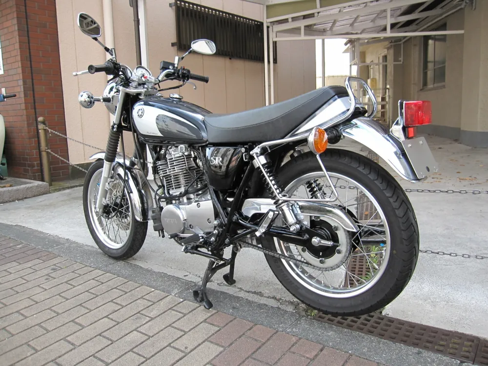 Yamaha SR400 Final Edition Limited 2021, серый, фото 8