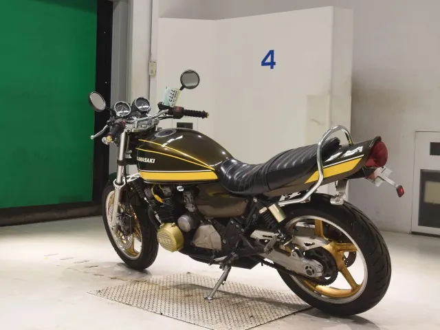 Kawasaki Zephyr 400 1993, зелёный, фото 6