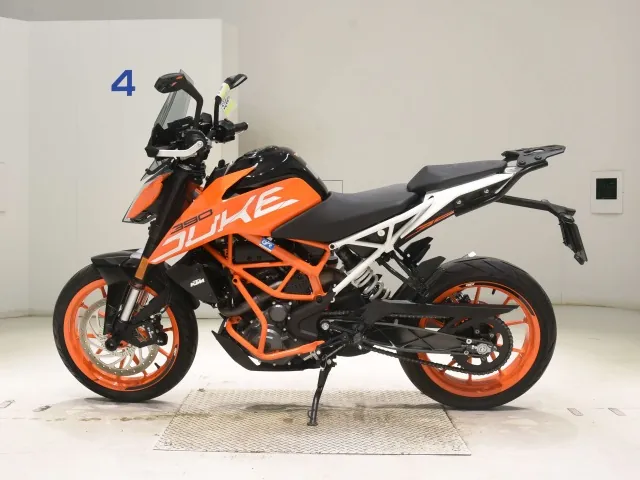 KTM 390 Duke 2018, оранжевый, фото 2