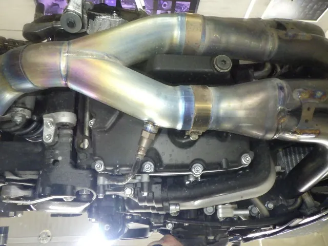 Yamaha YZF-R1M 2022, белый, фото 7
