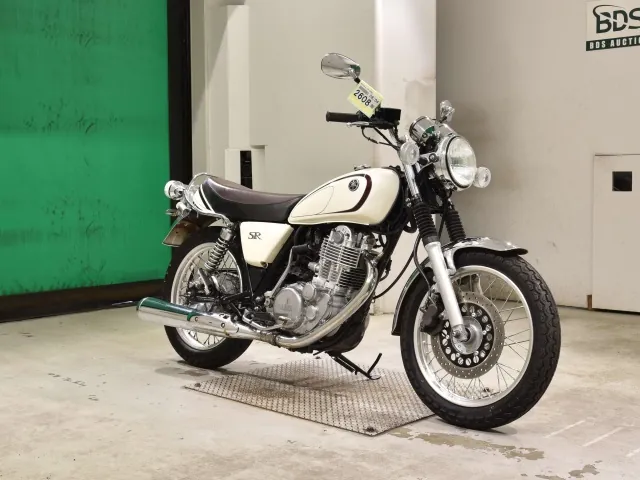 Yamaha SR400 2012, белый, фото 3
