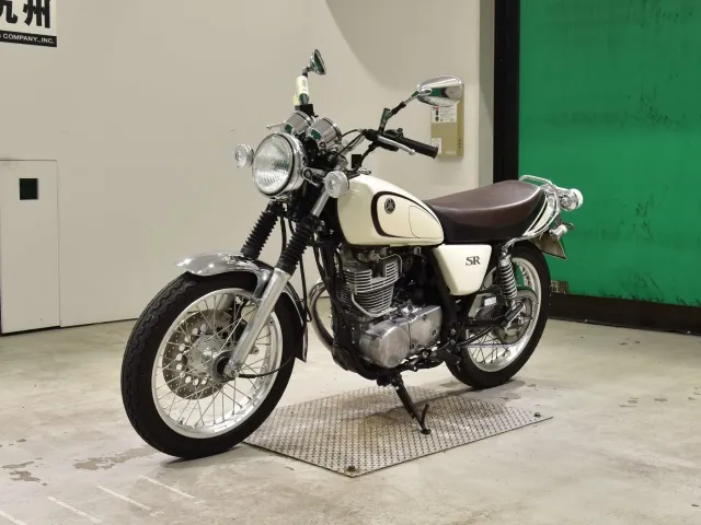 Yamaha SR400 2012, белый, фото 4