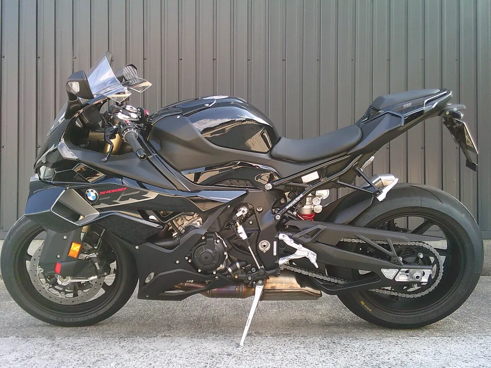 BMW S1000Rr 2026, чёрный, фото 2