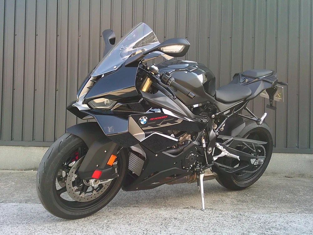 BMW S1000Rr 2026, чёрный, фото 4