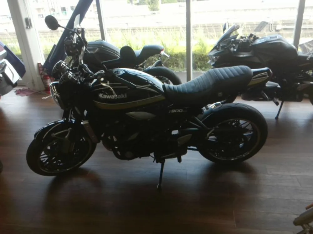 Kawasaki Z900RS 2023, чёрный, фото 2
