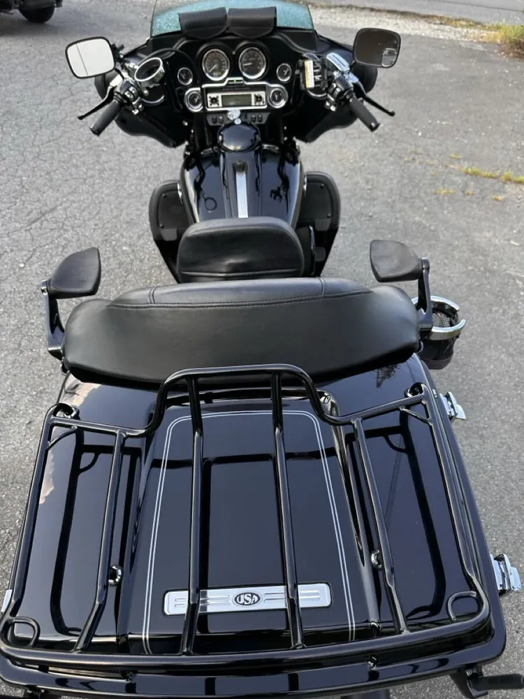 Harley-Davidson FLHTCU 2011, фото 2