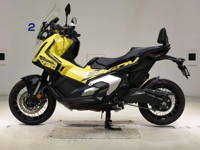 Honda X-ADV750 2025, black | yellow, фото 2